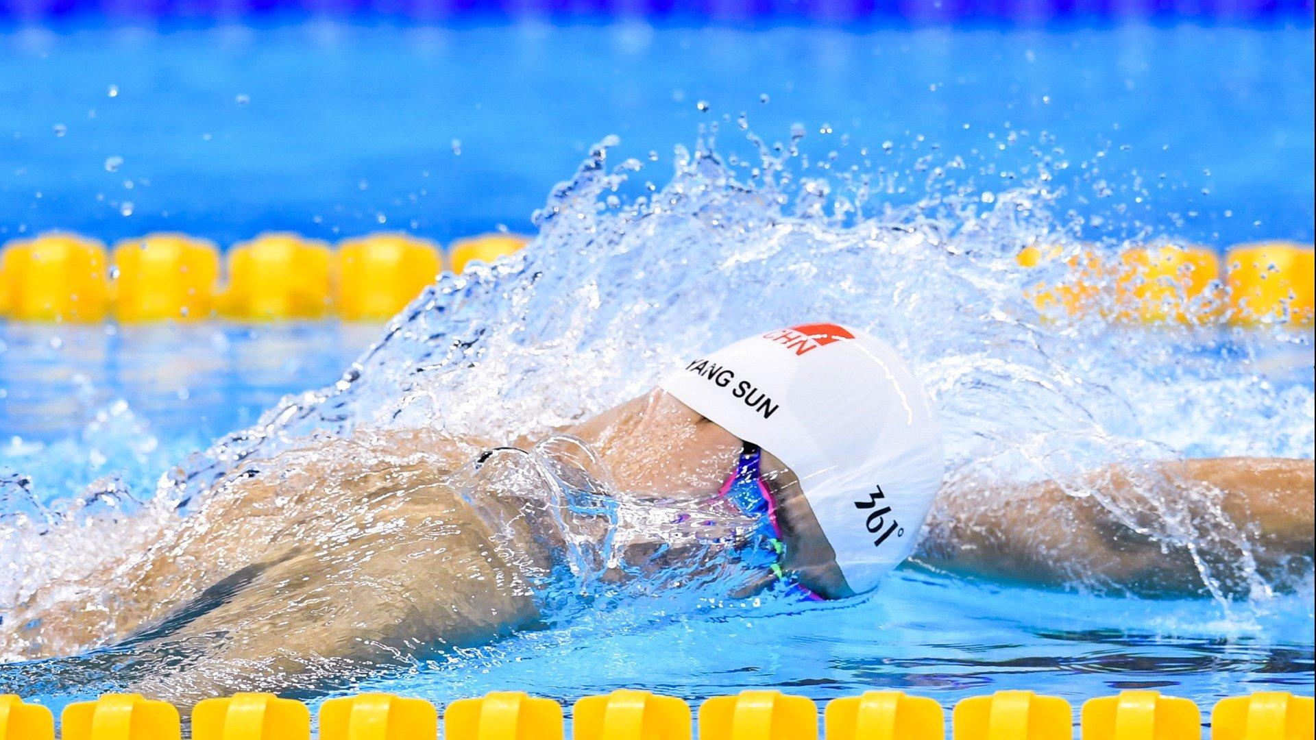 三狮军团火力全开，五球盛宴锁定晋级主动权